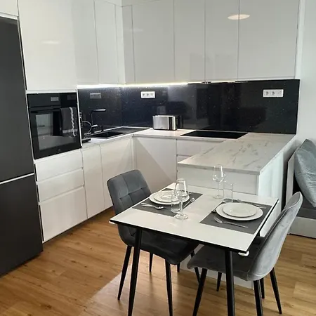 Prestige - Next To Ice Arena, Private Parking