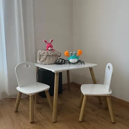 Prestige - Next To Ice Arena, Private Parking Pressburg