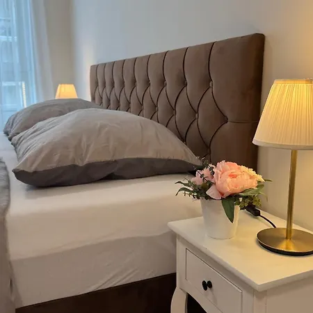 Prestige - Next To Ice Arena, Private Parking * Bratislava