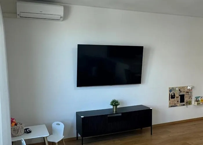 Apartmán Prestige - Next To Ice Arena, Private Parking *