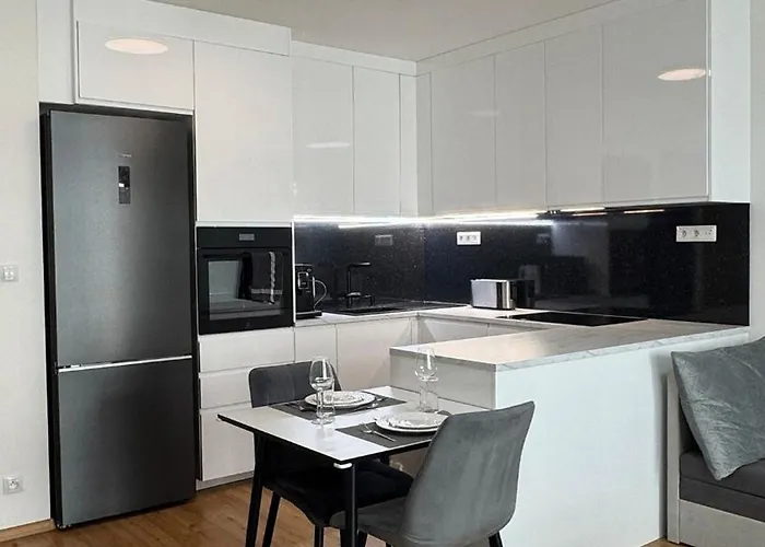 Apartmán Prestige - Next To Ice Arena, Private Parking Bratislava