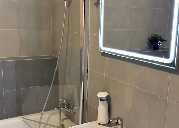 Prestige - Next To Ice Arena, Private Parking