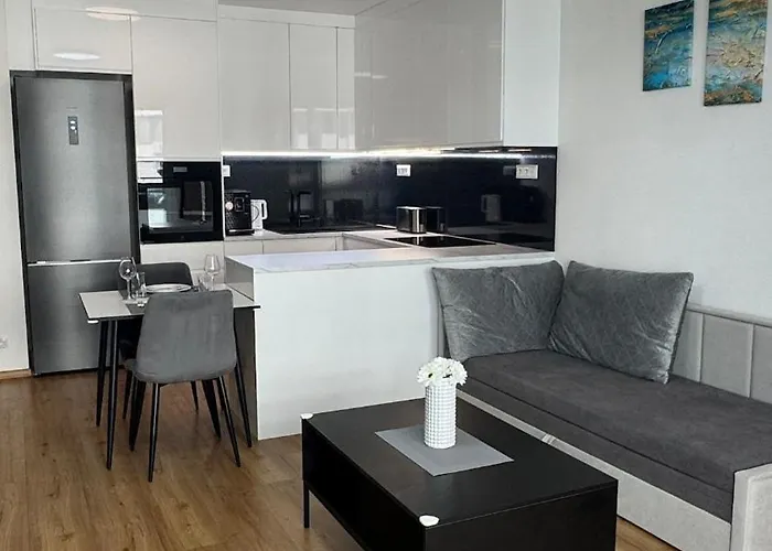 Διαμέρισμα Prestige - Next To Ice Arena, Private Parking