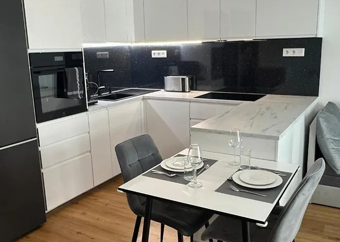 Prestige - Next To Ice Arena, Private Parking